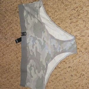 NWT Torrid Grey Camo Size 2 Cheeky Panties